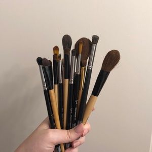 Assortment of face and Eye makeup brushes